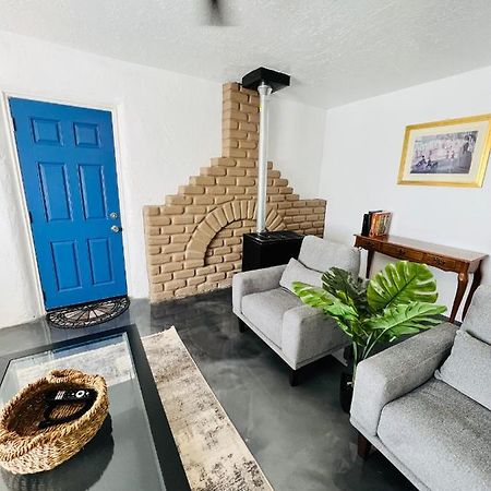 Los Lunas Los Casita Azul- Cozy Blue Houseヴィラ エクステリア 写真