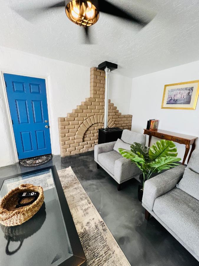 Los Lunas Los Casita Azul- Cozy Blue Houseヴィラ エクステリア 写真